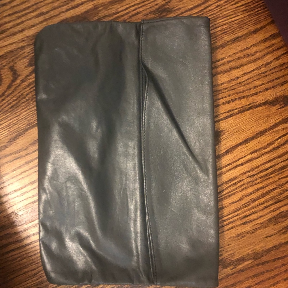 Vintage clutch